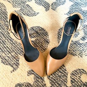 ☀️Charles by Charles David tan leather ankle strap heel☀️
